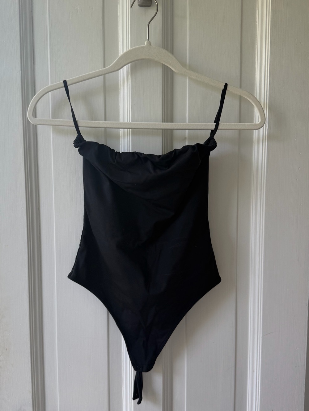 Aritzia Babaton Contour Black Strapless Bodysuit
